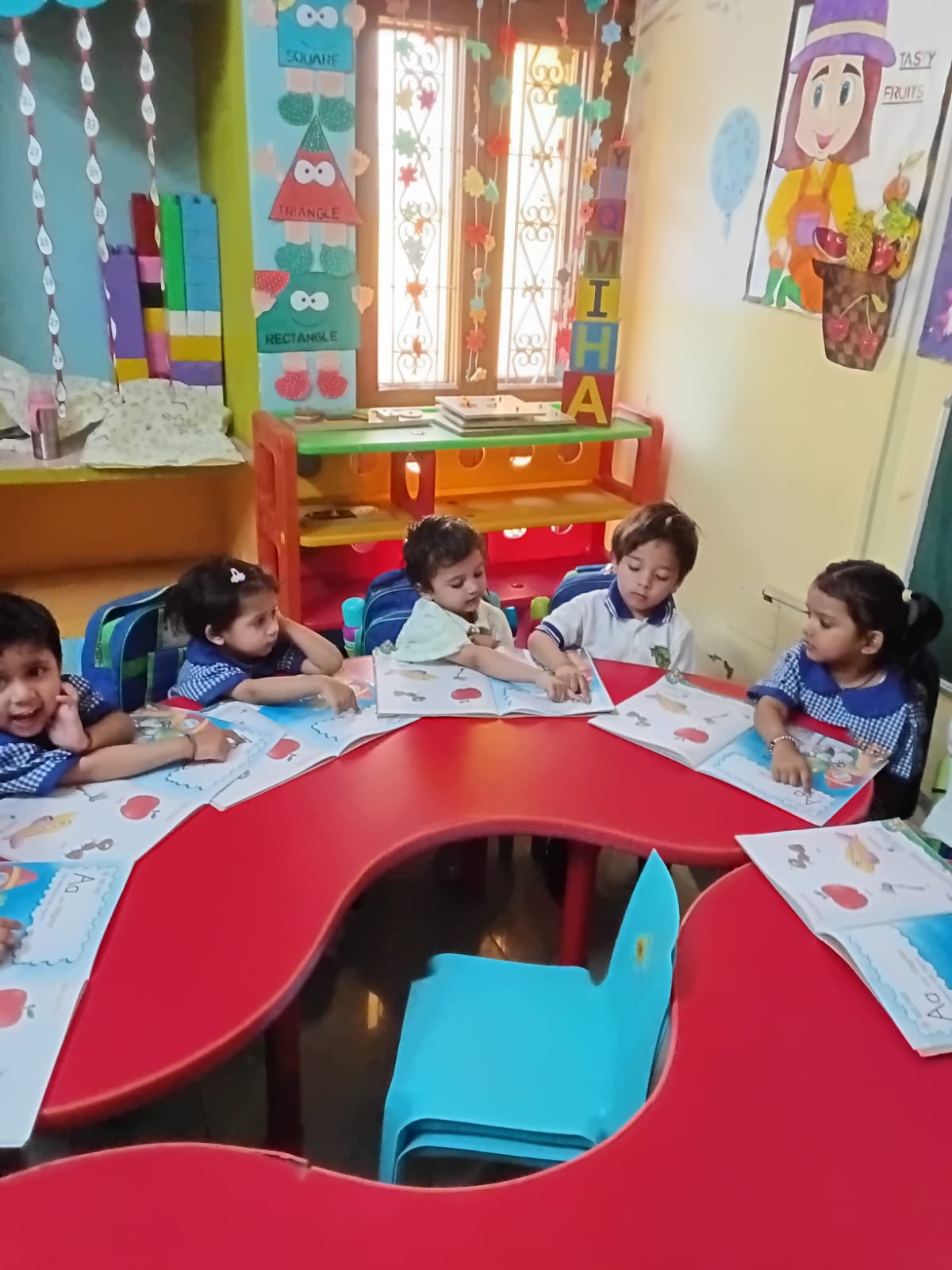 little tree house pre school aliganj lucknow 4